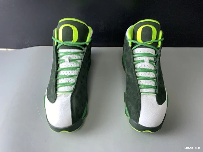 Air Ducks' AR4390 Retro 313 PE - 'Oregon 13 Jordan 0819